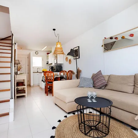 Apartment Grifeu-1 By Interhome Llanca