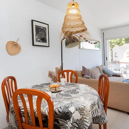 Apartment Grifeu-1 By Interhome Llanca